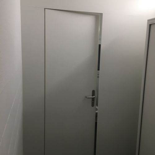 Paroi avec porte